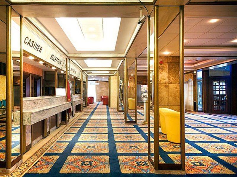 Grand Hotel Загреб Экстерьер фото